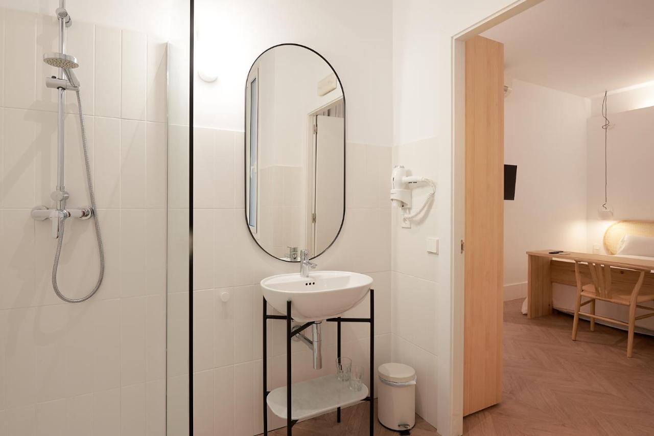 Hotel The Mo House Barcellona Esterno foto