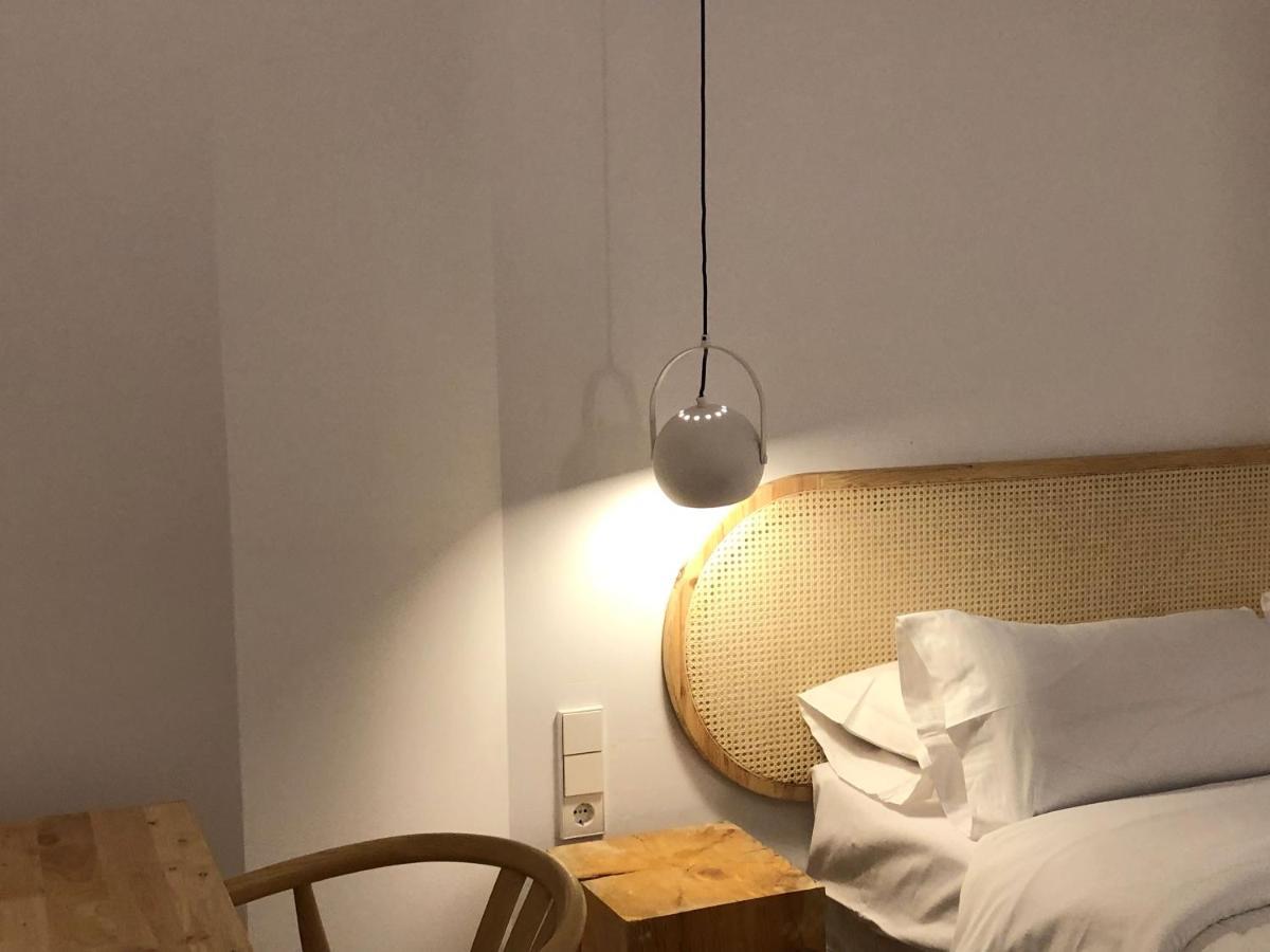 Hotel The Mo House Barcellona Esterno foto